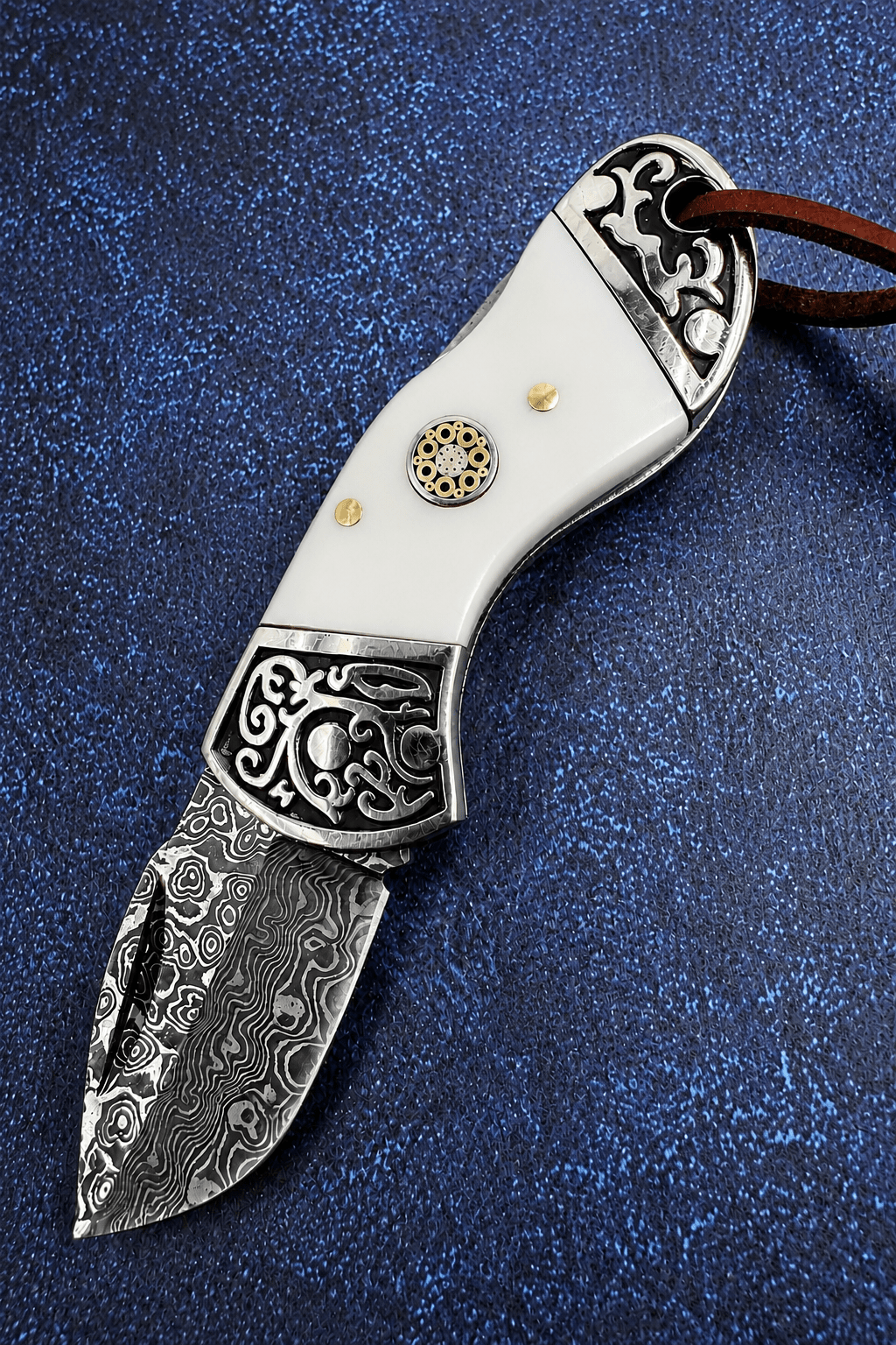 Reverse White Damascus Knife Bolo Tie | Handcrafted Western Knife Bolo - MIKE'S CUSTOM BOLOS