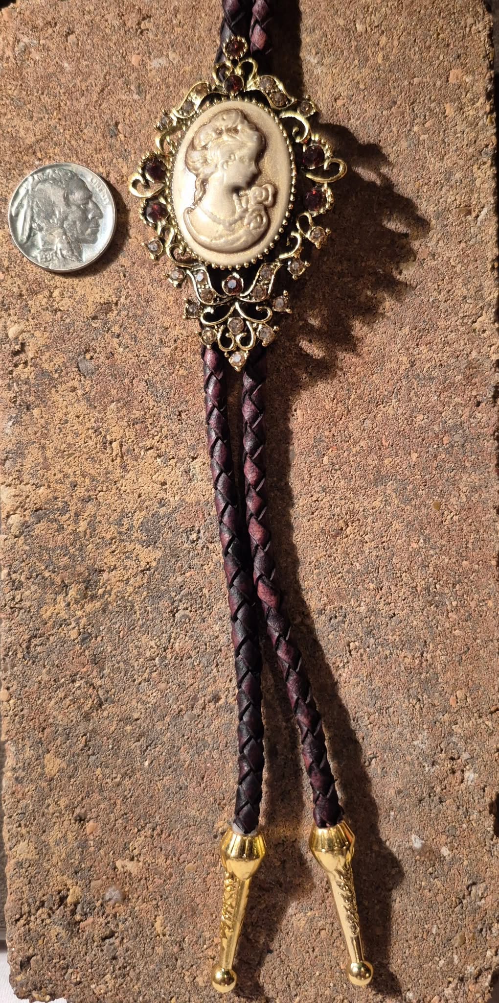VICTORIAN ELEGANCE CAMEO BOLO TIE - MIKE'S CUSTOM BOLOS